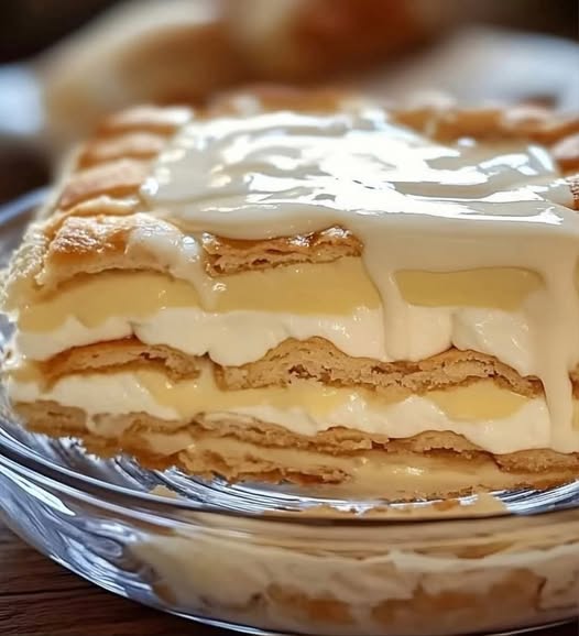 Pavê de Bolacha com Creme de Leite Condensado